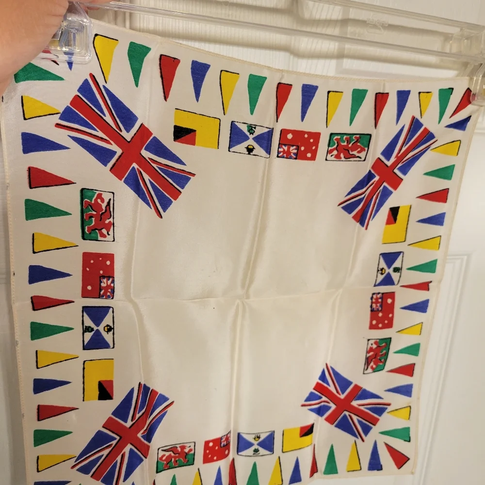 Vintage UK ~ Great Britain ~ Union Jack Hankie ~ Bandana ~ Bag Tie ~ Silk?